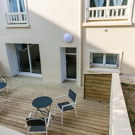 Marie-claudine : Magnifique Studio Proche Facs Et Centre-ville, Acces Terrasse Brest
